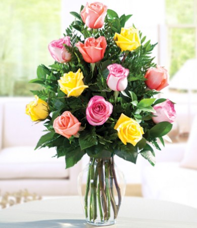 R-018: One Dozen Assorted Colombian Roses
